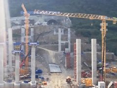 湖北三思塔吊安全監(jiān)控系統(tǒng)和吊鉤可視化系統(tǒng)助力貴州高速項(xiàng)目